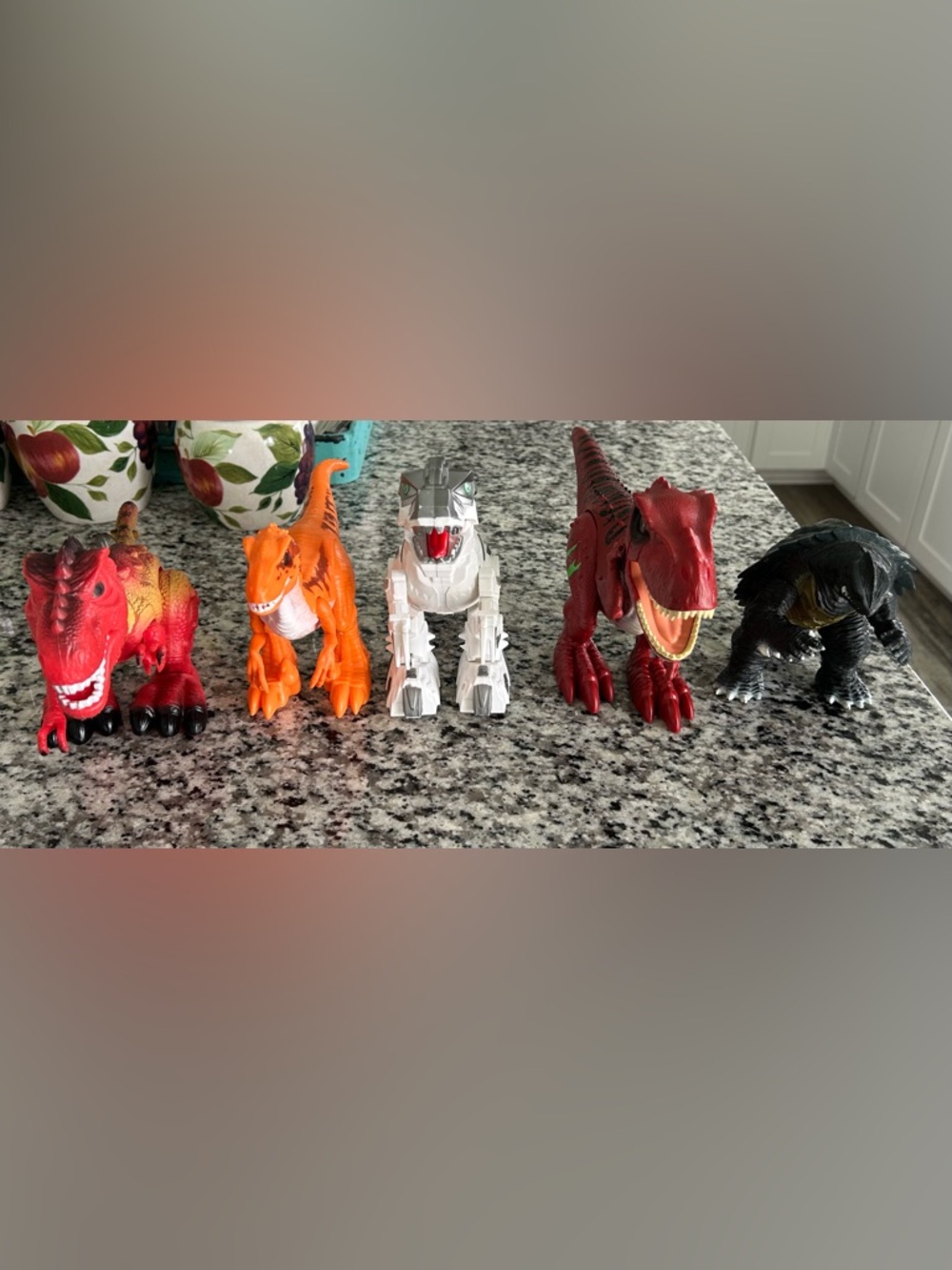 Kids 5 Dinosaurs Toys Figure Red, Orange, White, Black. 3 of them needs battery